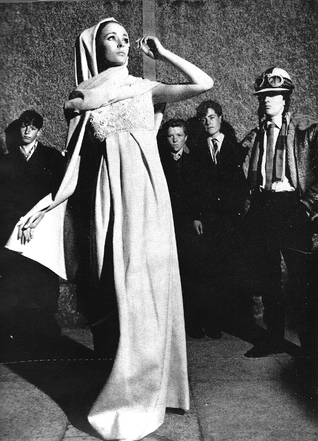 Harpers Bazaar August 1965 cork2