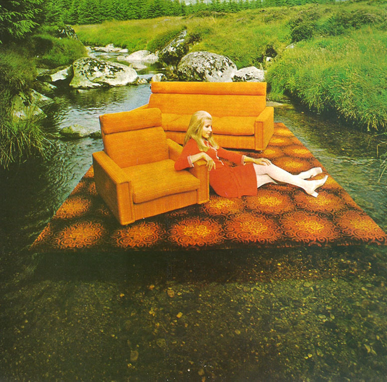 jersey-dress-glen-abbey-carpet-by-youghal-suite-O'Dea-1969